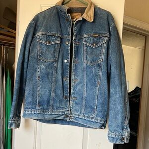 Wrangler Blue Denim Jacket with Tan Collar Lined